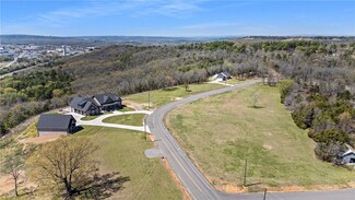 509 Apple Ln, Russellville, AR 72802