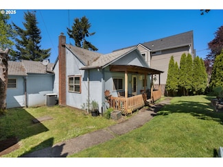 8921 SW 7th Ave, Portland, OR 97219