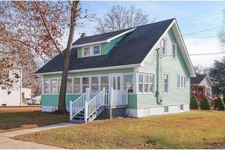 238 W Broad St, Gibbstown, NJ 08027