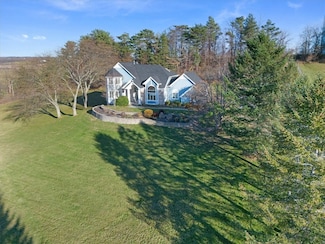 1386 MacEdon Center Rd, MacEdon, NY 14502