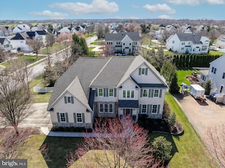 32 Shamrock Rd, Lumberton, NJ 08048