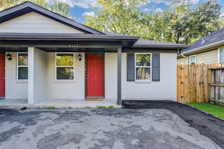 4127 Delhi St, Houston, TX 77022