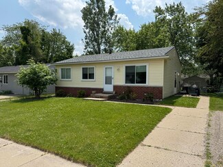1332 Andrea St, Ypsilanti, MI 48198