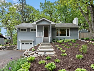 3485 Deephaven Ave, Wayzata, MN 55391