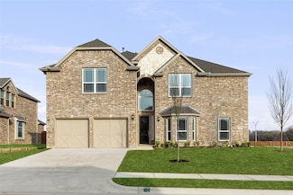 2610 White Plains Dr, Midlothian, TX 76065
