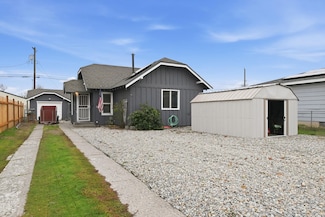 1818 E Bismark Ave, Spokane, WA 99208