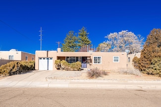 6013 Zimmerman Ave NE, Albuquerque, NM 87110