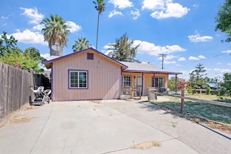 401 Fairway Dr, Modesto, CA 95351