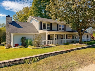 21385 Griggs Rd, Springdale, AR 72762