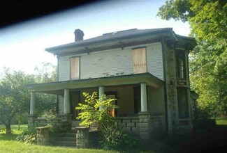 4395 N 235 E, Howe, IN 46746