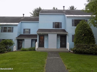 4 Rolling Hills Unit 4-9, Lenox, MA 01240