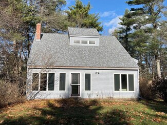 72 Betty Welch Rd, Kittery, ME 03904
