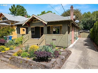 3113 SE Main St, Portland, OR 97214