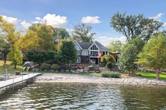 9328 Rhoy Ave, Chaska, MN 55318
