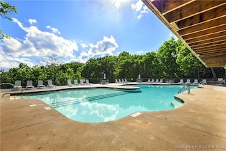 112 Waters Edge Ct Unit 2A, Lake Ozark, MO 65049