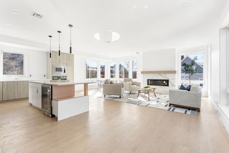 31 Evergreen St, Boston, MA 02130
