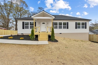 5 Guy St, Pelzer, SC 29669