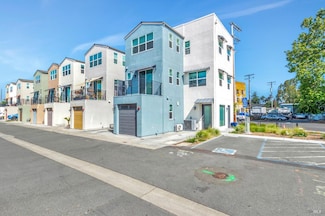 55 Haworth Way, Santa Rosa, CA 95407