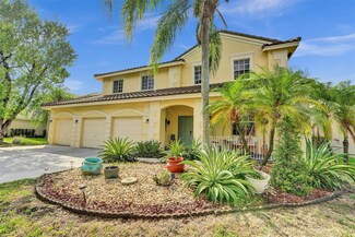 817 Crestview Cir, Weston, FL 33327