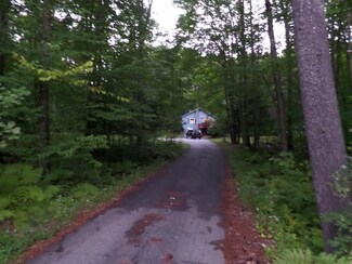 7232 Oak Hill Rd, Loudon, NH 03307