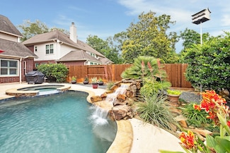 4322 Roaring Rapids Dr, Houston, TX 77059