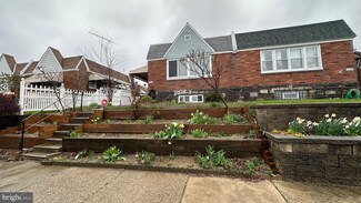 1722 Strahle St, Philadelphia, PA 19152