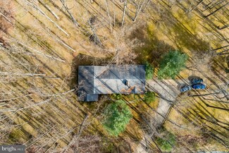 901 Garrett Mill Rd, Newtown Square, PA 19073