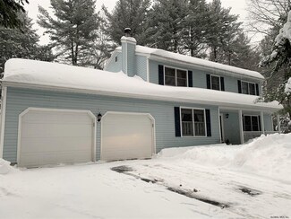 31 Rolling Hills Dr, Gansevoort, NY 12831