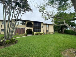 302 Pine Ridge Cir Unit D-1, Greenacres, FL 33463