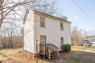 318 Monroe St, Chase City, VA 23924