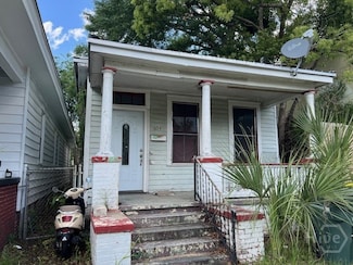 604 W 40th St, Savannah, GA 31415