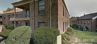 323 Gill Ln Unit 12K, Iselin, NJ 08830