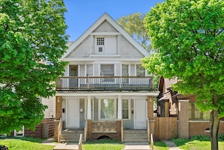 2321 W Mitchell St, Milwaukee, WI 53204