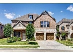 305 Moonlight Dr, Euless, TX 76039