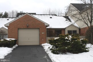76 Leearden Rd, Hershey, PA 17033