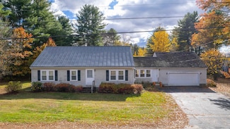 122 Meetinghouse Rd, Hinsdale, NH 03451