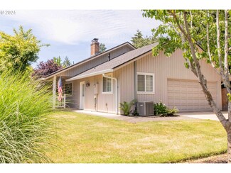 1367 N Ponderosa St, Canby, OR 97013
