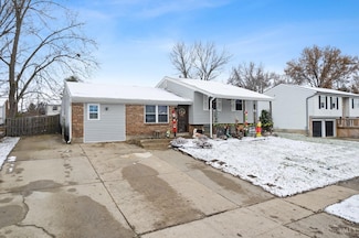1003 Glendale Dr, Batavia, OH 45103
