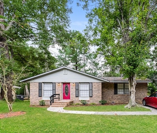 708 Beech Hill Rd, Summerville, SC 29485