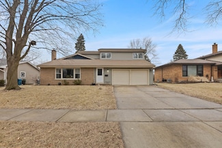 1106 W Milburn Ave, Mount Prospect, IL 60056