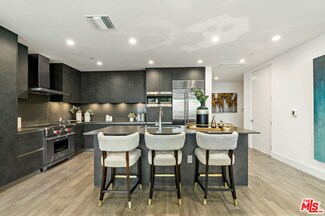728 N Sweetzer Ave Unit 217, West Hollywood, CA 90069