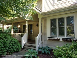 6275 Timberland Dr, Dimondale, MI 48821