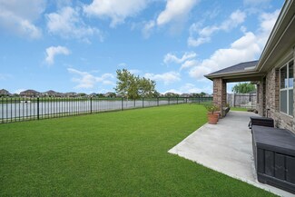 9015 Downing St, Rosenberg, TX 77469
