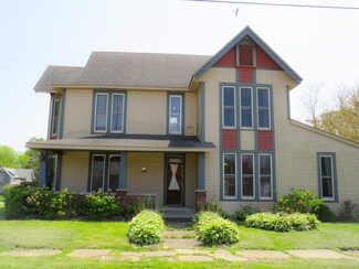 101 W Main St, Waveland, IN 47989