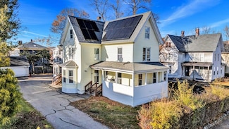 28 Richards St, Worcester, MA 01603