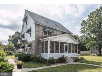 17 New York Ave, Hainesport, NJ 08036