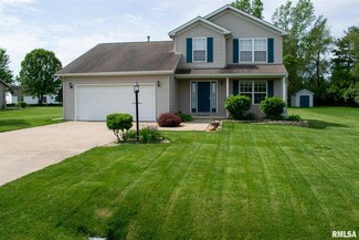 1277 N Hickory Hills Rd, Germantown Hills, IL 61548