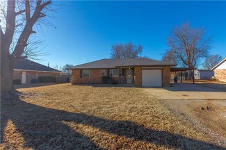 504 E Stewart St, Lexington, OK 73051