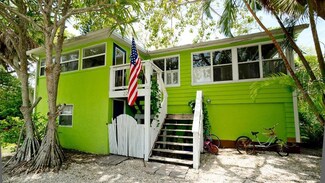 2218 Avenue B, Bradenton Beach, FL 34217
