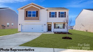 176 Shorthorn Rd, Fletcher, NC 28732